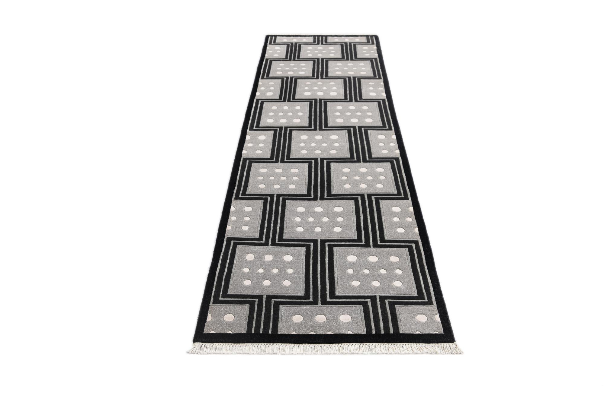 2' 7 x 10' Hand Knotted Darya Wool Runner Rug