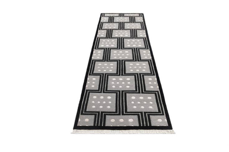 Detail image of 2' 7 x 10' Hand Knotted Darya Wool Runner Rug