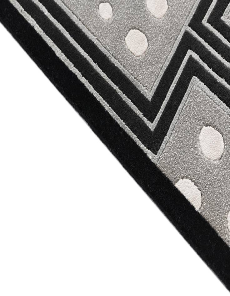 Detail image of 2' 7 x 10' Hand Knotted Darya Wool Runner Rug
