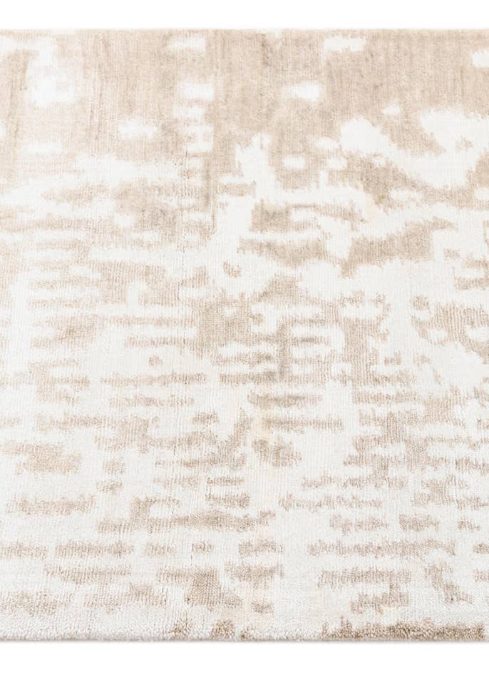 Detail image of 2' 9 x 9' 9 Hand Knotted Darya Wool Runner Rug