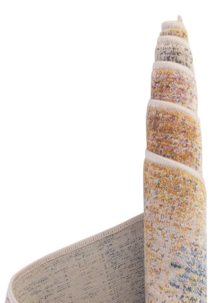 2' x 6' Deepa Runner Rug