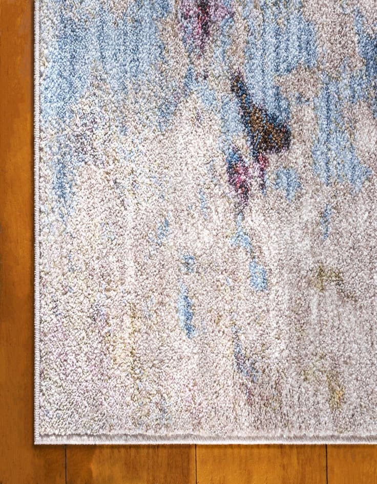 Detail image of 2' 2 x 6' Downtown Nolita Runner Rug