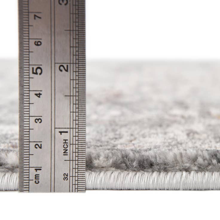 Detail image of 2' x 6' Finsbury Runner Rug