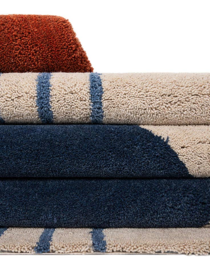 Detail image of 2' x 6' 1 Handtufted Wool Runner Rug