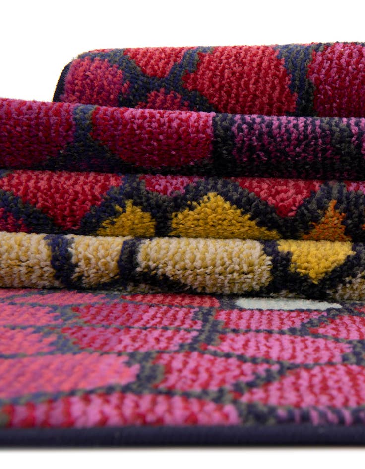 Detail image of 2' 2 x 6' 9 Washable Hyacinth Runner Rug