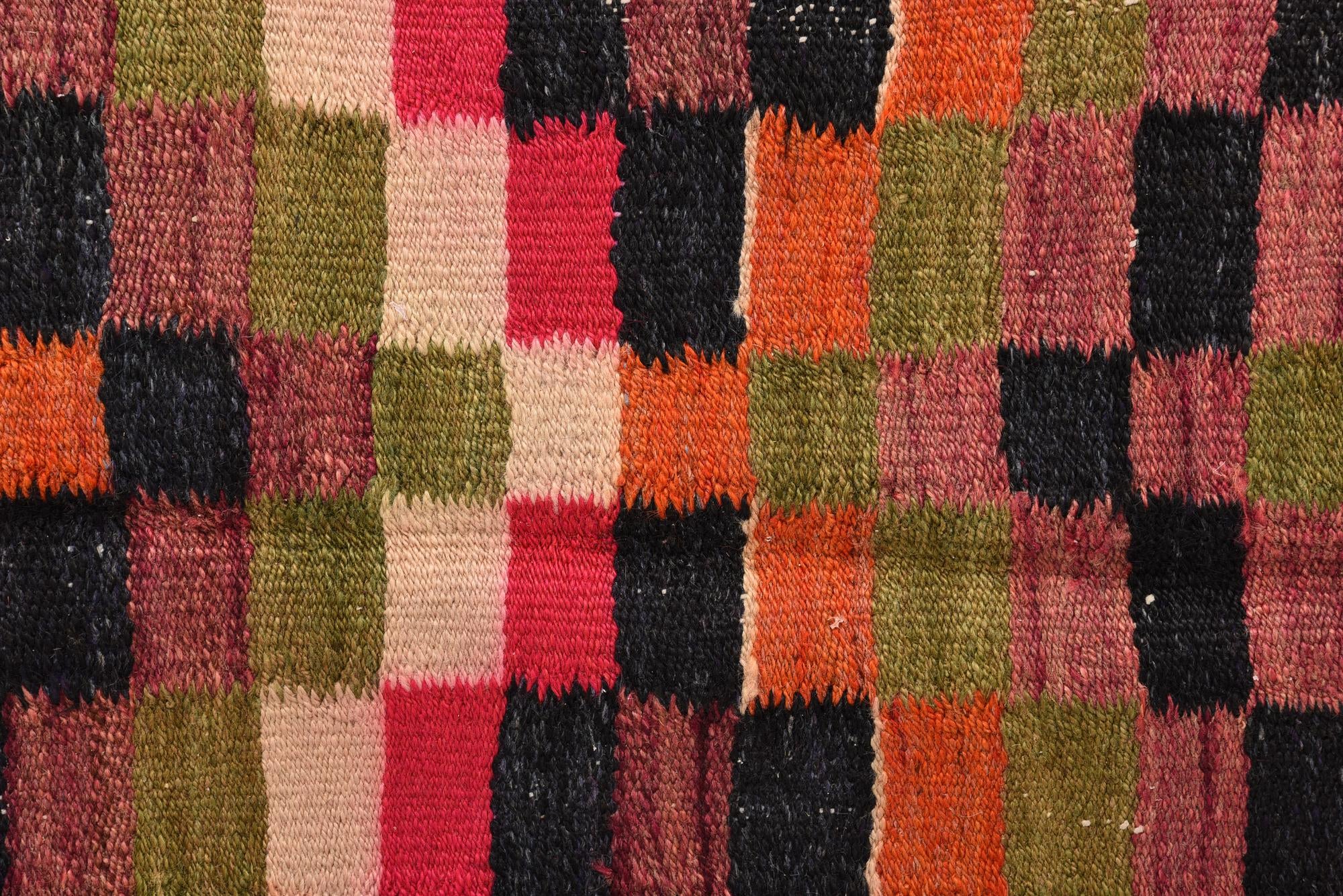 4' 6 x 8' 9 Hand Woven Kilim Fars Wool Runner Rug