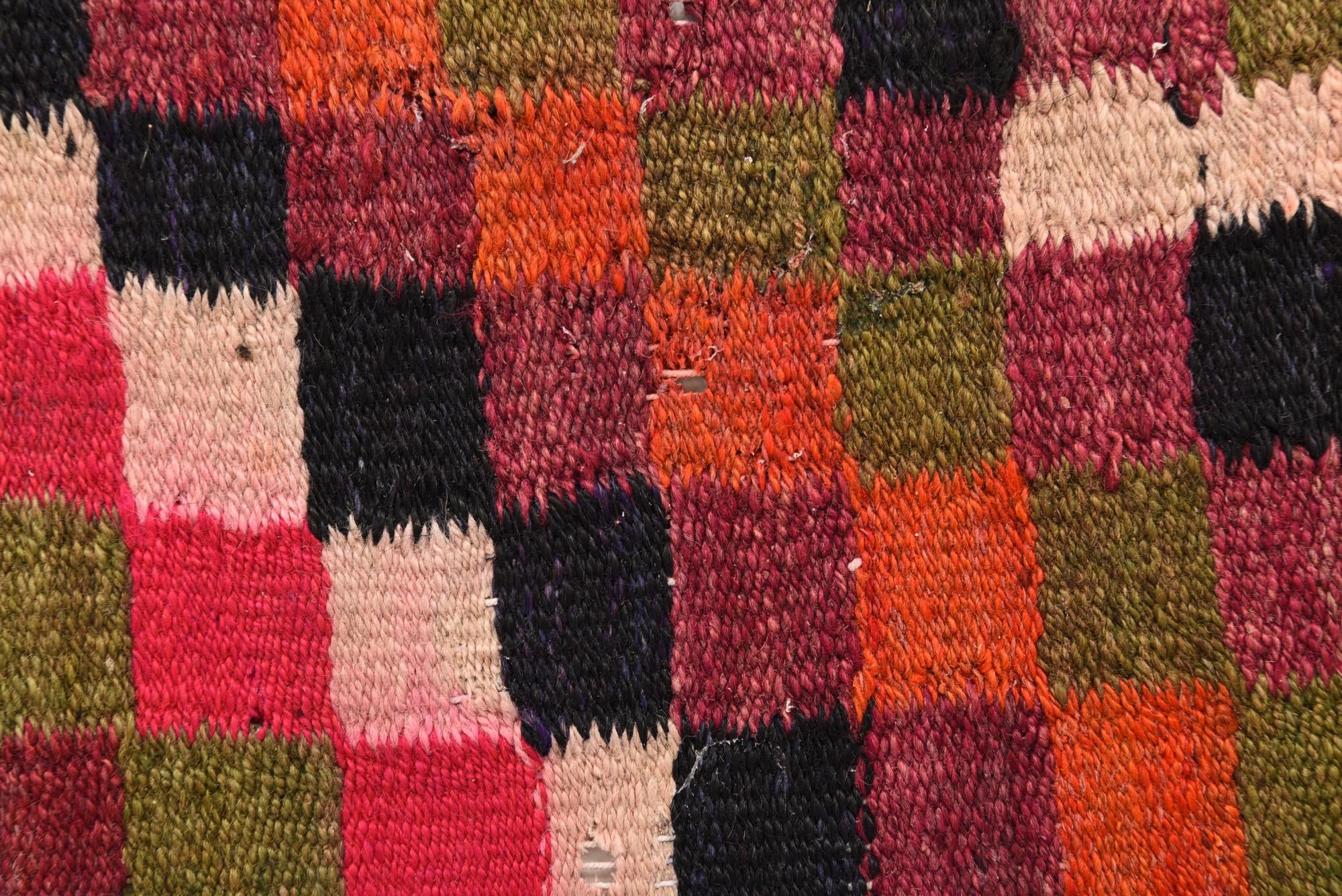 4' 6 x 8' 9 Hand Woven Kilim Fars Wool Runner Rug