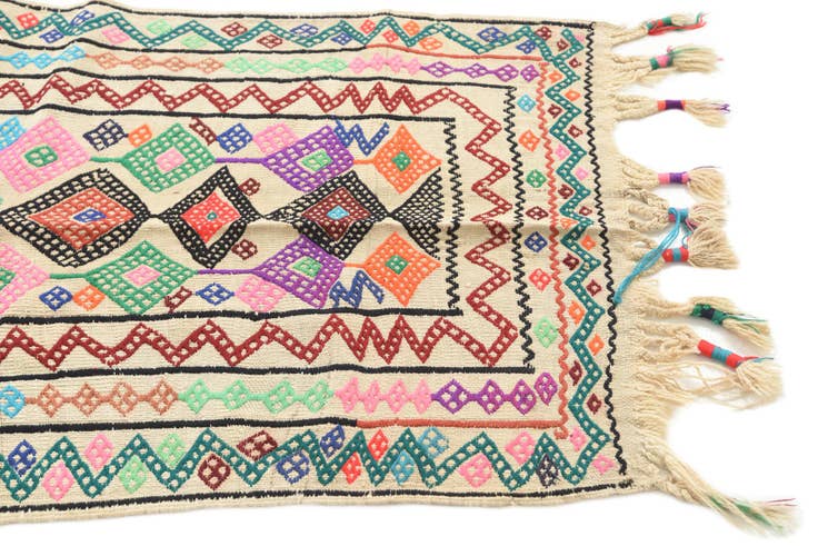 Detail image of 2' 5 x 9' Hand Knotted kilim Fars Persian Wool Runner Rug