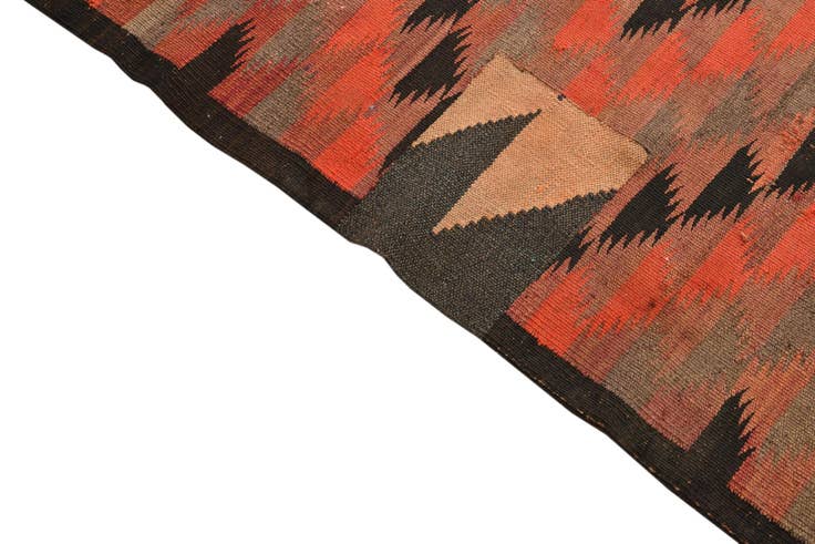 Detail image of 4' 8 x 11' 10 Hand Woven Kilim Fars Wool Runner Rug