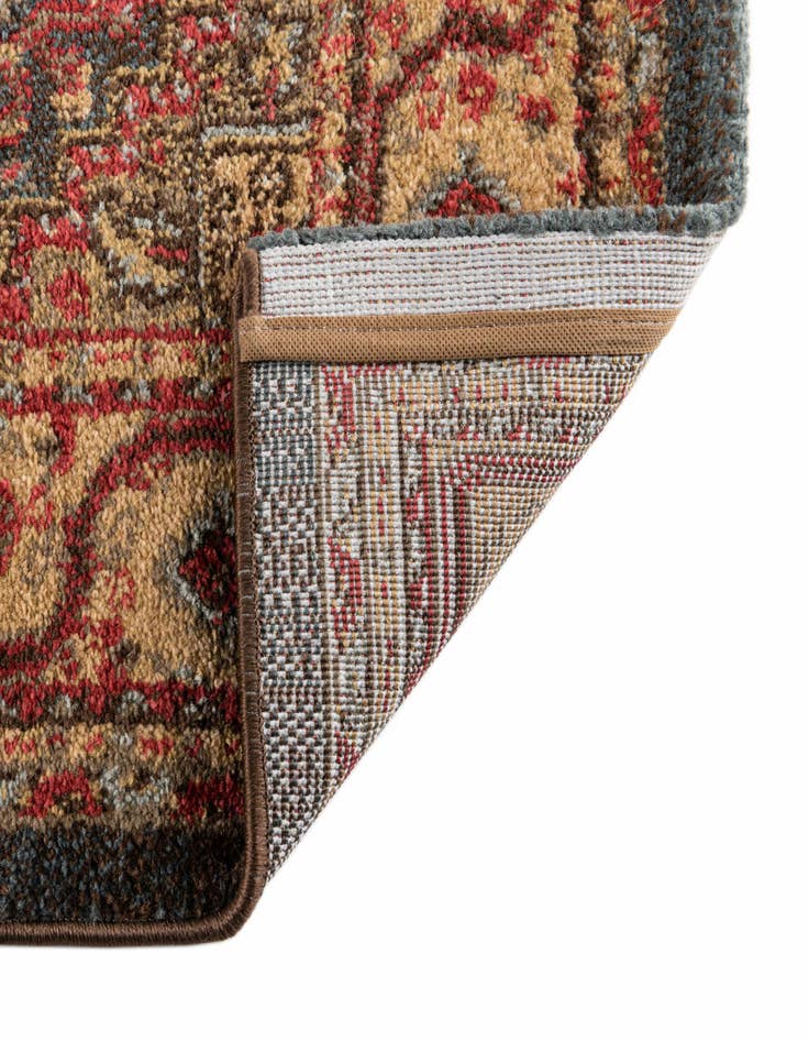 Detail image of 2' 7 x 10' Leipzig Runner Rug