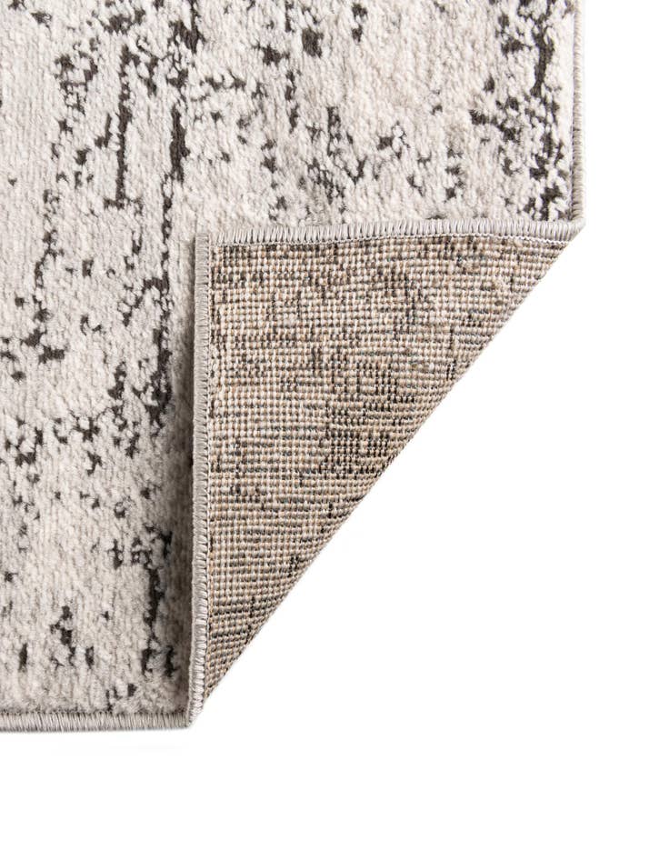 Detail image of 2' 7 x 10' Leipzig Runner Rug