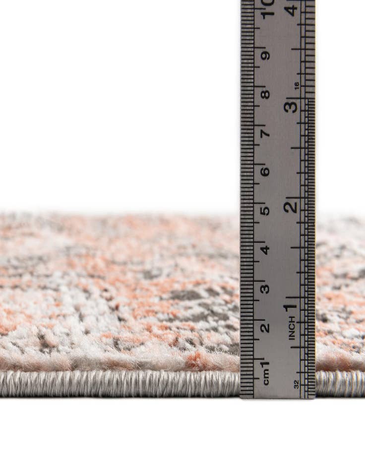 Detail image of 2' 7 x 10' Leipzig Runner Rug