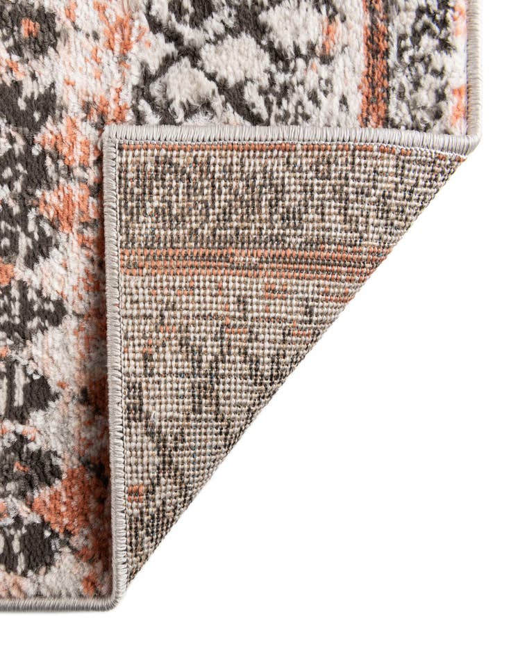 Detail image of 2' 7 x 10' Leipzig Runner Rug