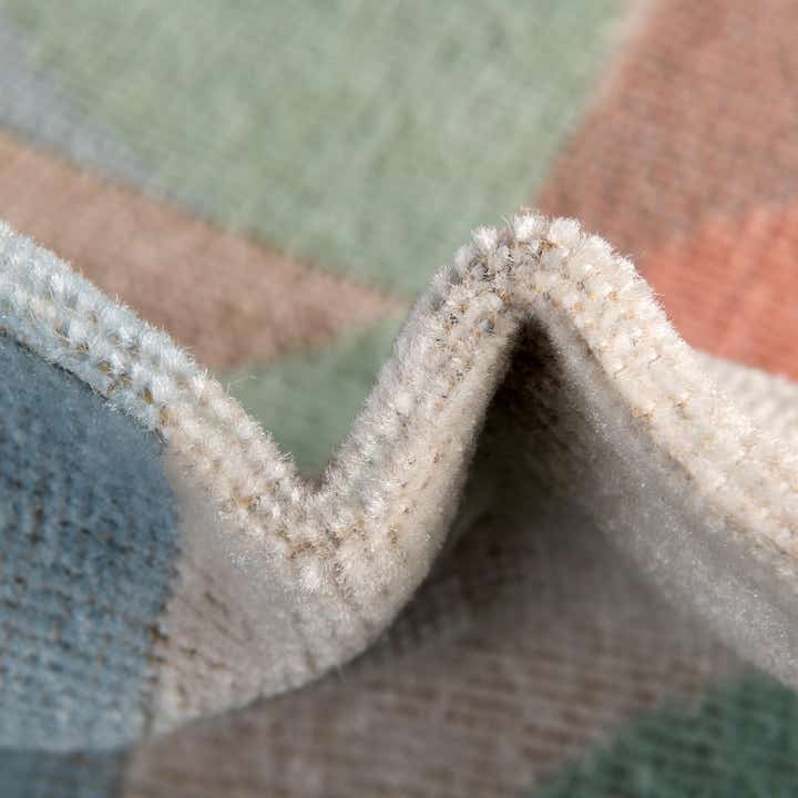 2' x 6' Lotus Runner Rug