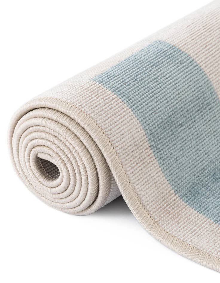 Detail image of 2' x 10' Lotus Runner Rug