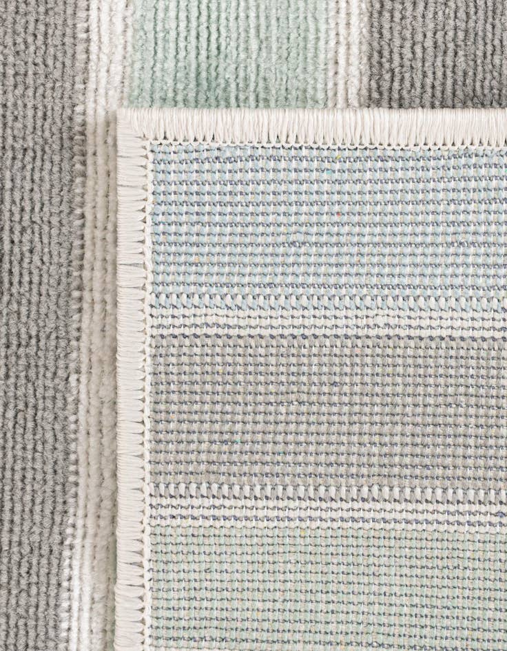 Detail image of 2' x 6' Lotus Runner Rug