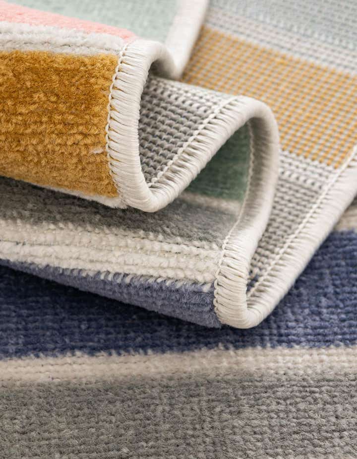 2' x 6' Lotus Runner Rug