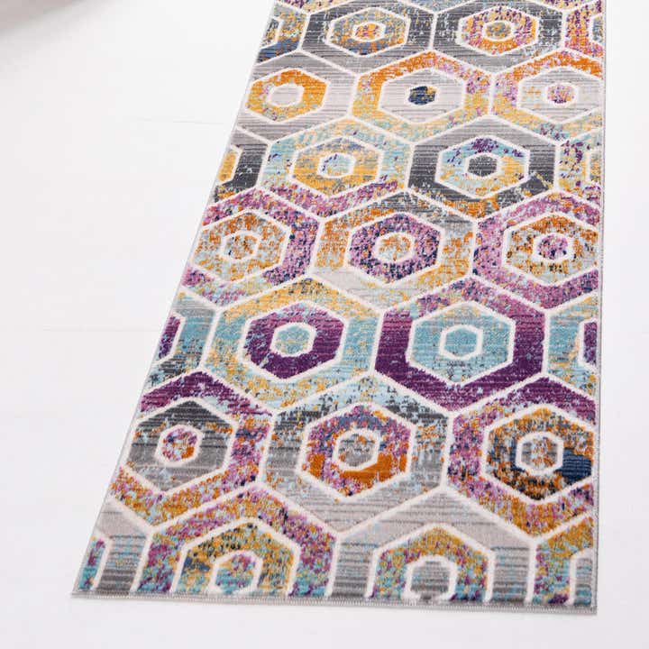 2' 7 x 9' 10 Malibu Runner Rug