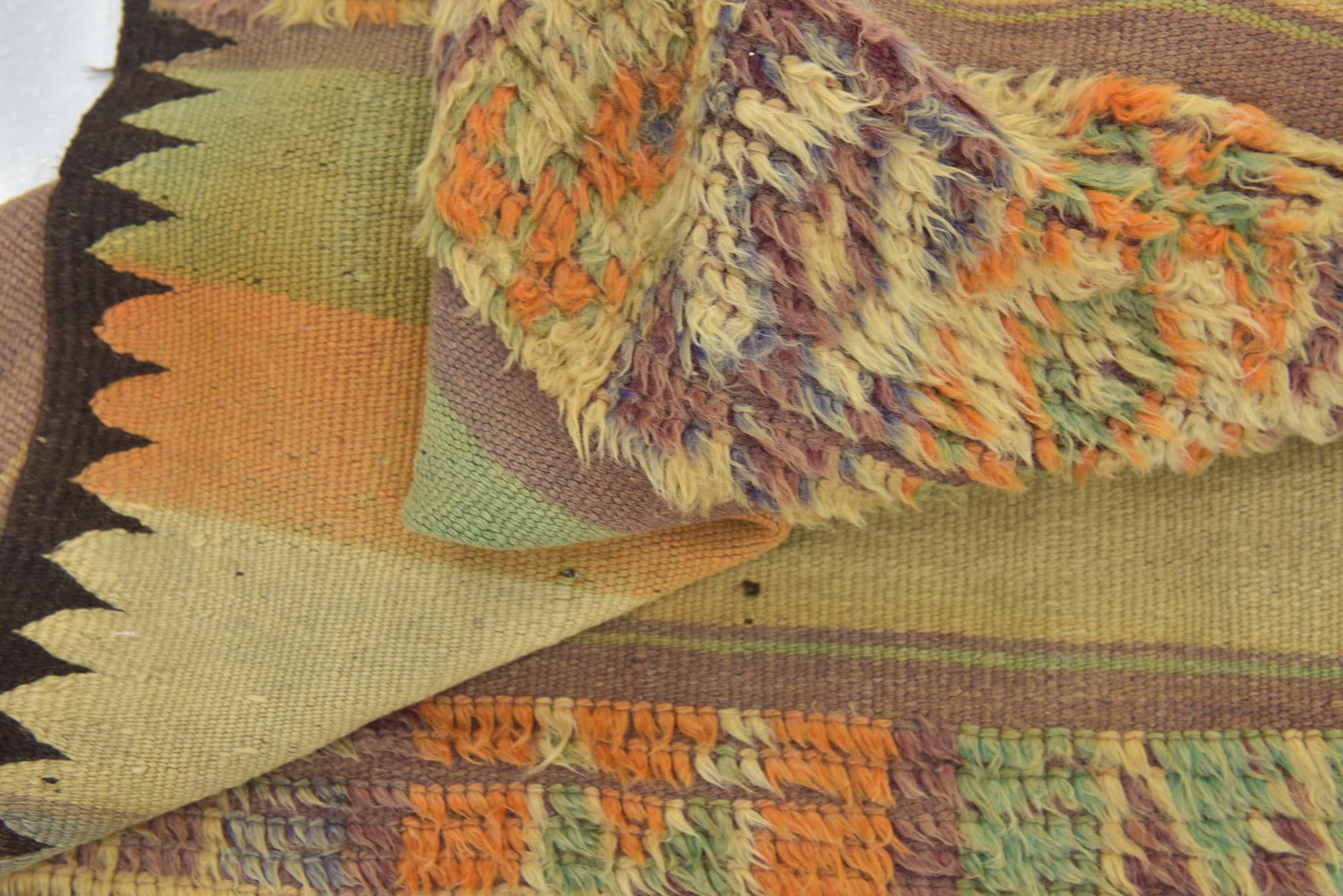 5' 5 x 10' Hand Knotted Moroccan Wool Runner Rug