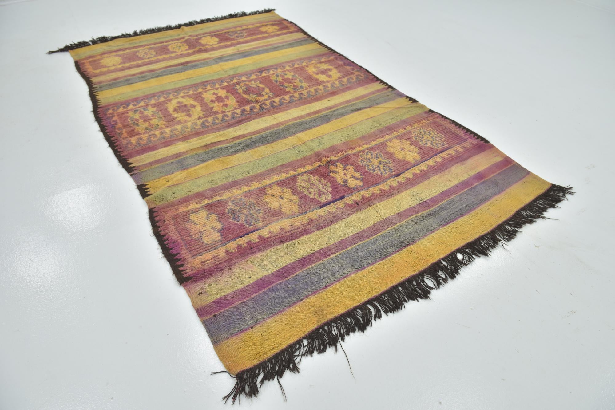 5' 9 x 10' Hand Knotted Moroccan Wool Runner Rug