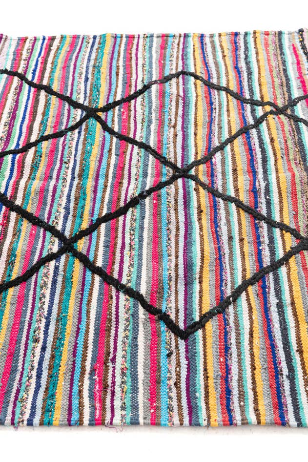 Detail image of 5' x 9' 6 Hand Knotted Moroccan Wool Runner Rug