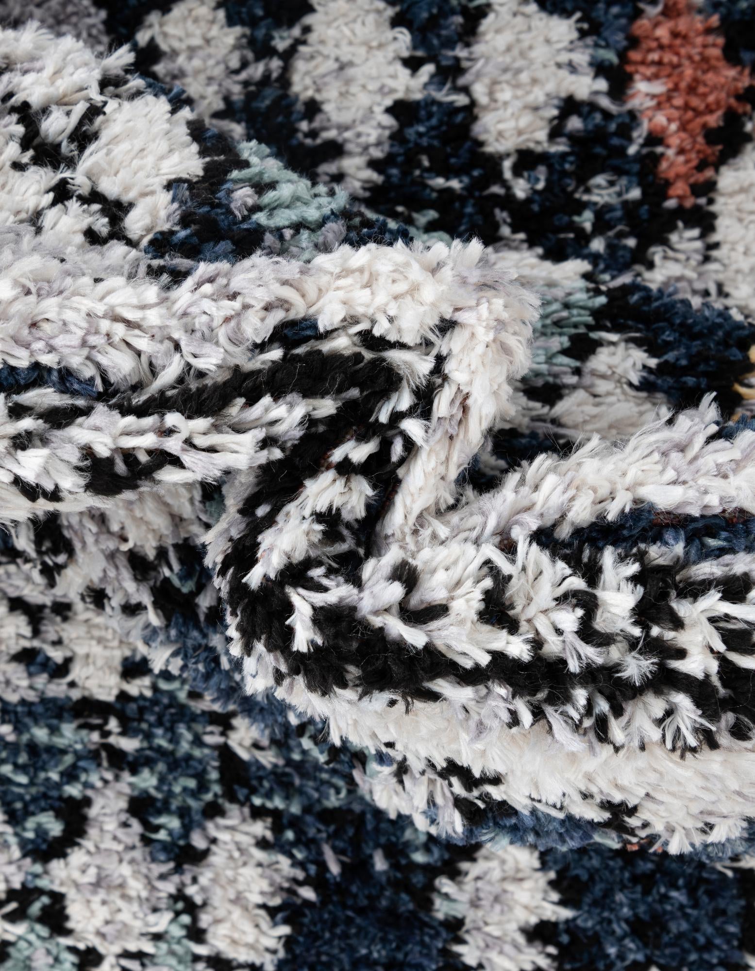 2' 7 x 12' Morocco Runner Rug