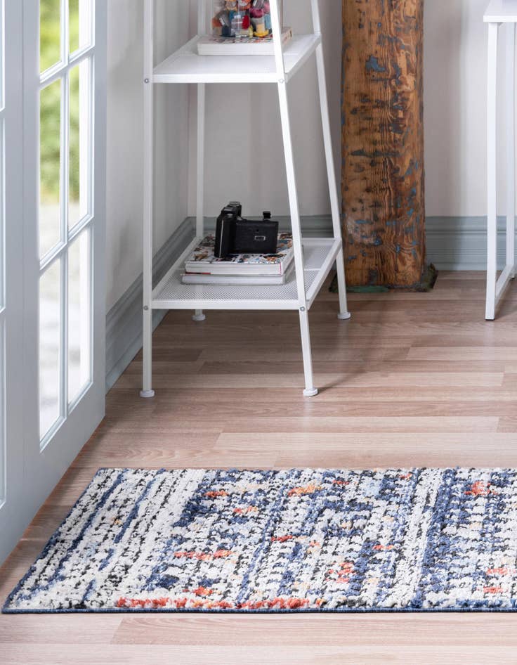 Detail image of 2' 2 x 6' Morocco Runner Rug