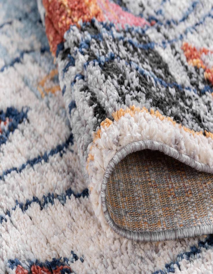 Detail image of 2' 2 x 6' Morocco Runner Rug