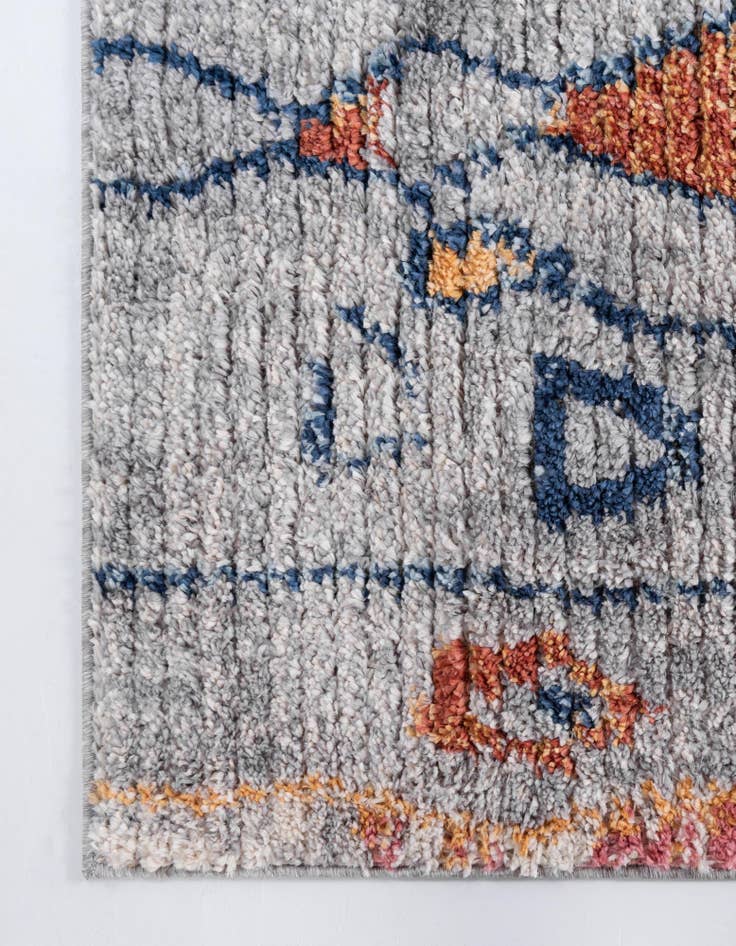 Detail image of 2' 2 x 6' Morocco Runner Rug