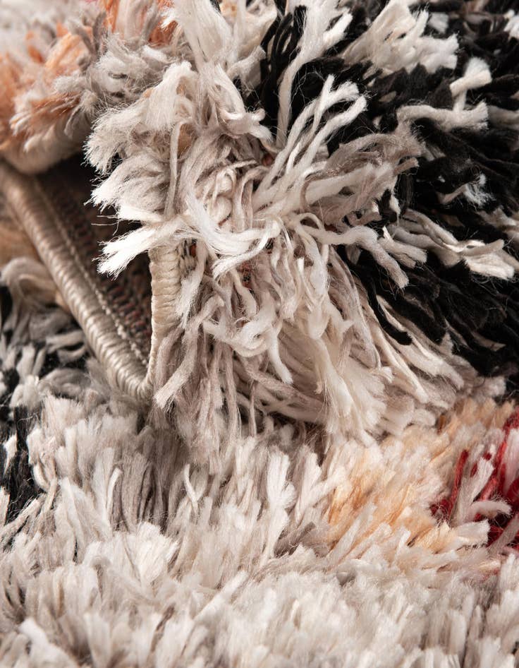 Detail image of 2' x 5' Morocco Runner Rug