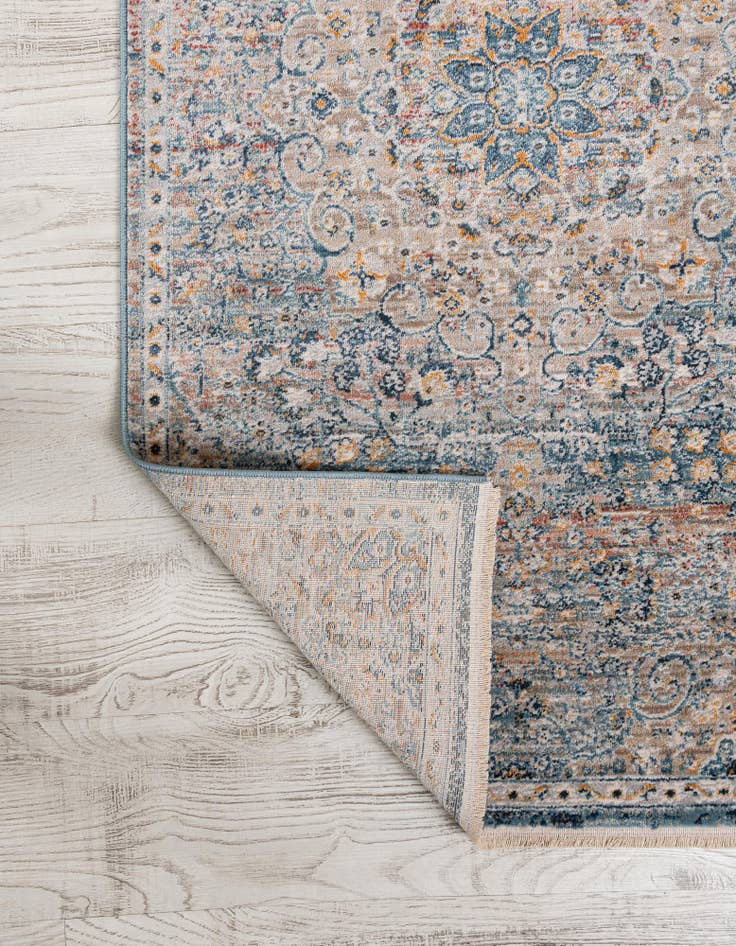 Detail image of 2' 7 x 13' Newport Runner Rug