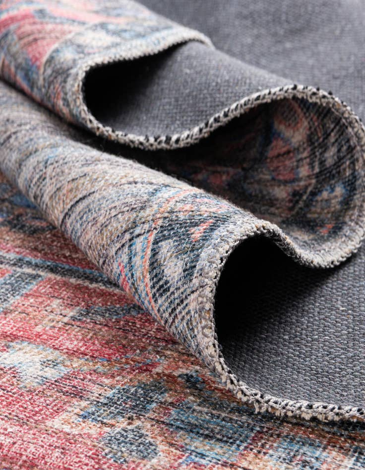 Detail image of 2' x 6' Washable Nostalgia Runner Rug