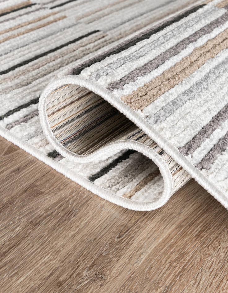 Detail image of 2' 7 x 10' Odyssey Runner Rug