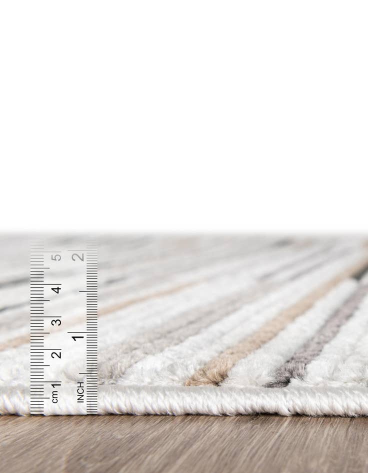 Detail image of 2' 7 x 10' Odyssey Runner Rug