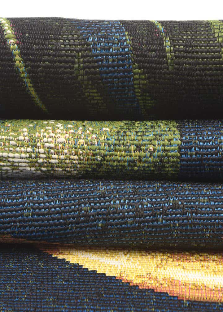 2' x 6' Easy-Clean Botanical Indoor / Outdoor Runner Rug