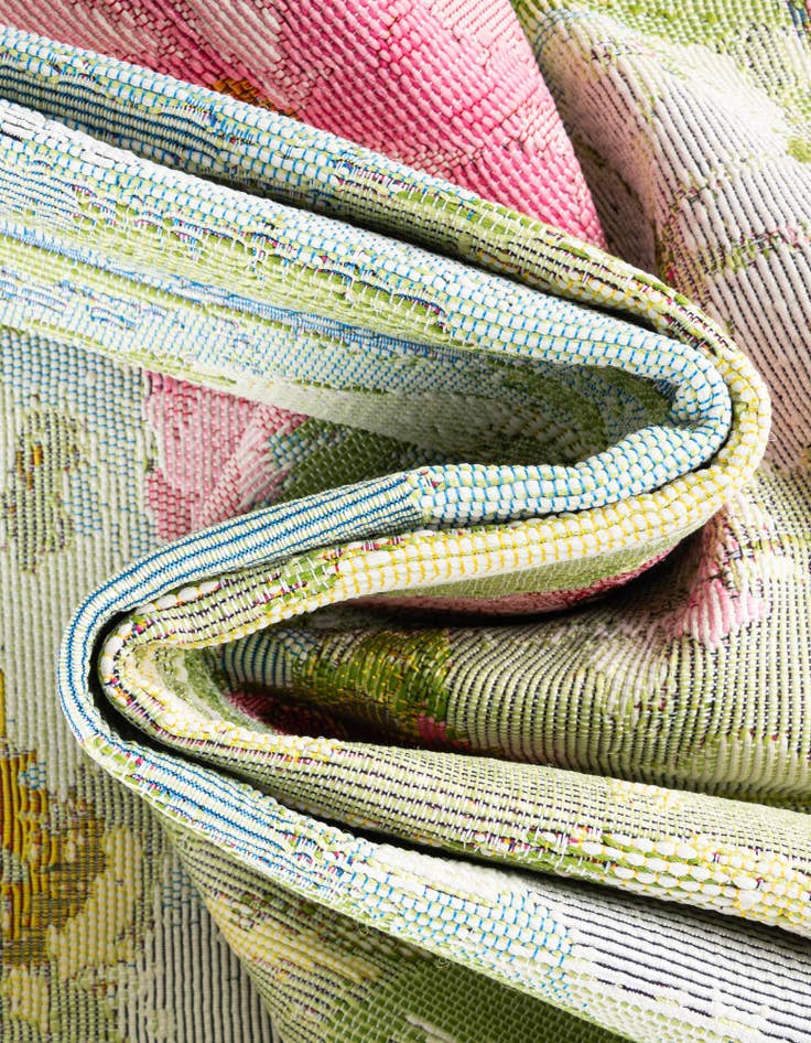 Detail image of 2' x 8' Easy-Clean Botanical Indoor / Outdoor Runner Rug