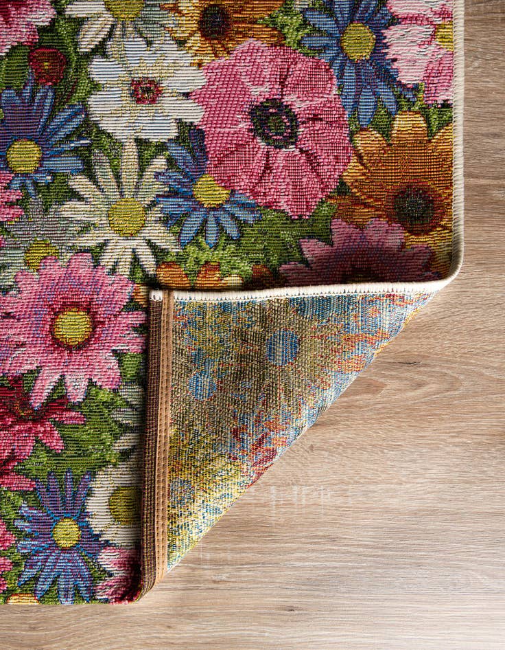 Detail image of 2' 7 x 10'  Washable Botanical Indoor / Outdoor Runner Rug