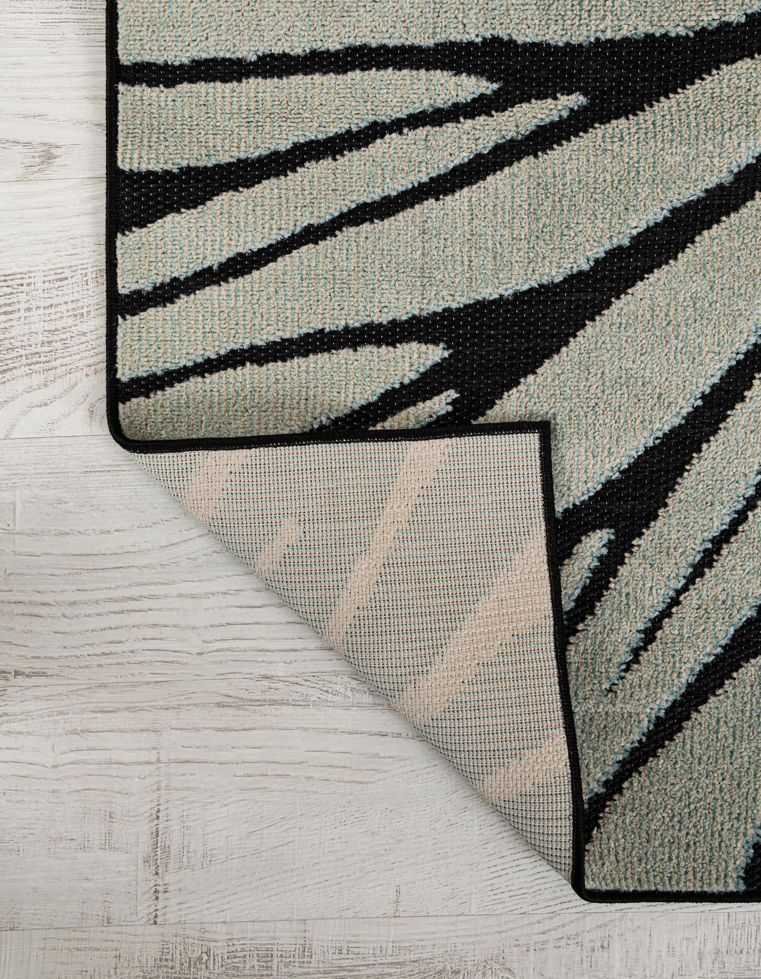 2' 7 x 12' Easy-Clean Casablanca Indoor / Outdoor Runner Rug