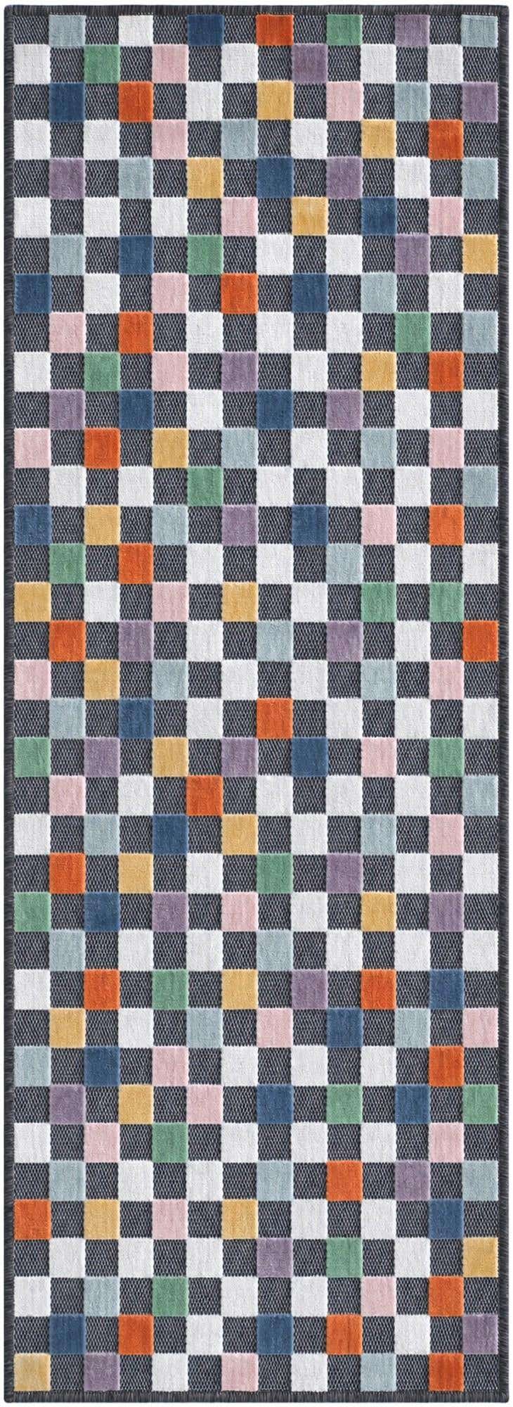 2' 2 x 6' Easy-Clean Checkered Indoor / Outdoor Runner Rug