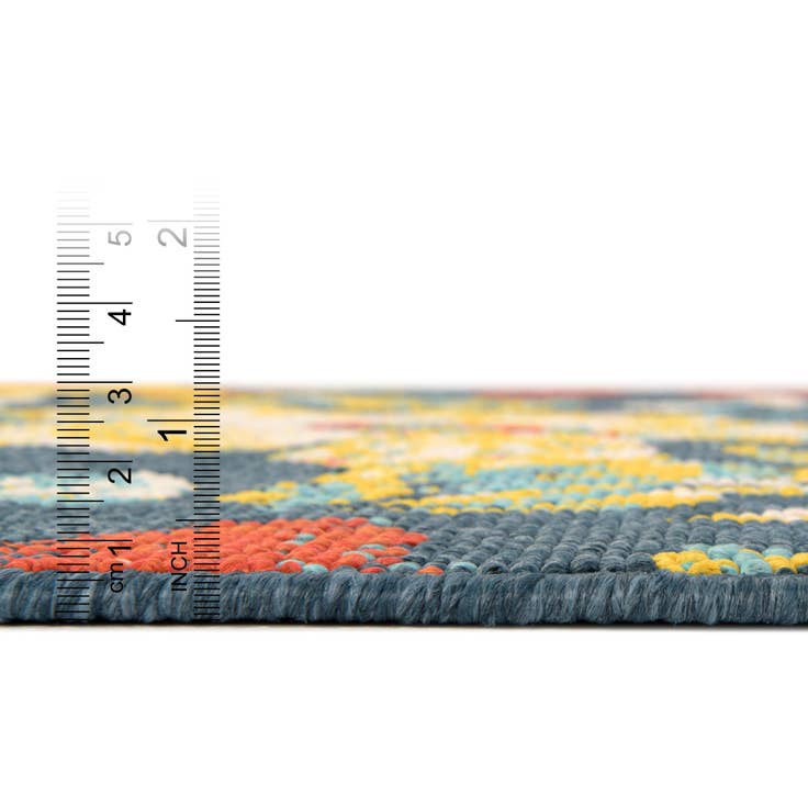 Detail image of 2' x 8' Easy-Clean Coastal Indoor / Outdoor Runner Rug