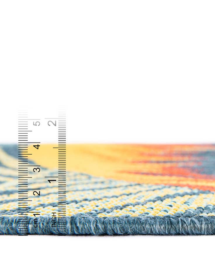 Detail image of 2' 7 x 12' Easy-Clean Coastal Indoor / Outdoor Runner Rug