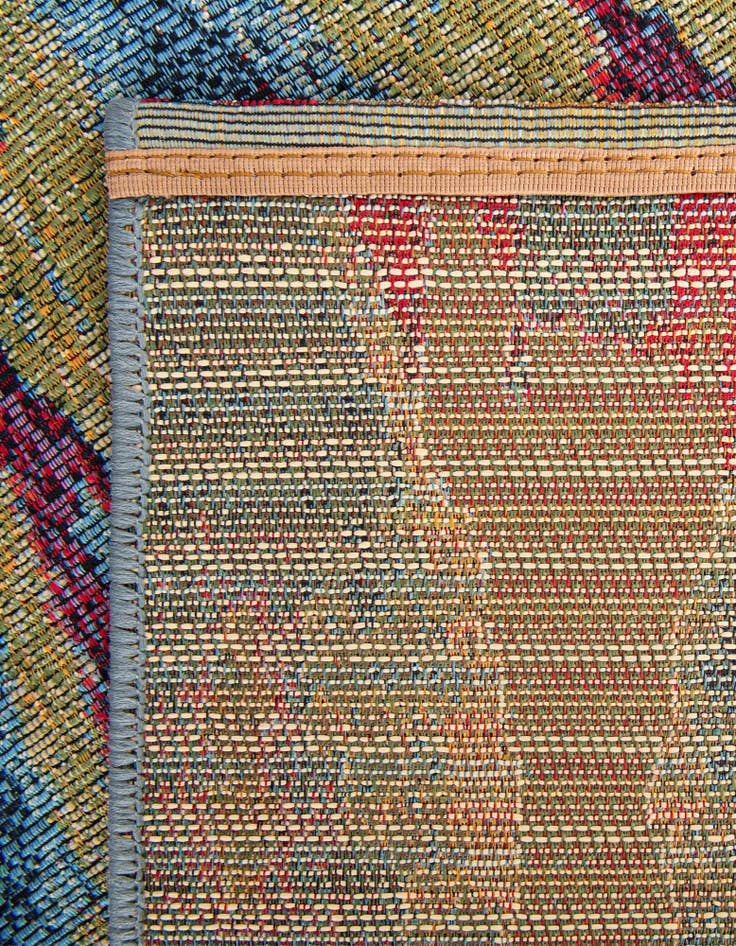 Detail image of 2' 7 x 10' Easy-Clean Modern Indoor / Outdoor Runner Rug