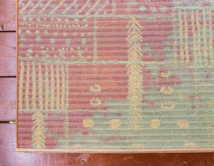 2' 7 x 7' Easy-Clean Modern Indoor / Outdoor Runner Rug