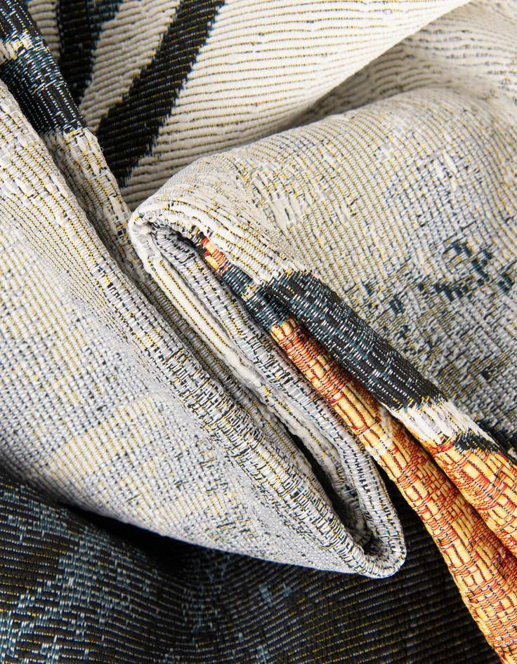 Detail image of 2' 7 x 12'  Washable Modern Indoor / Outdoor Runner Rug