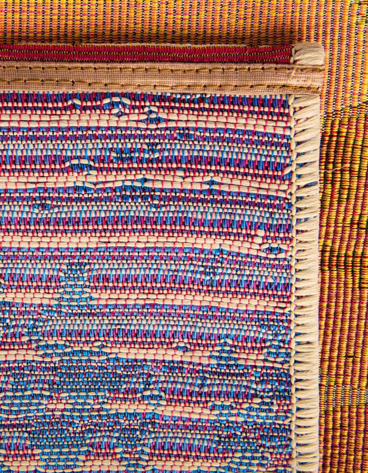 Detail image of 2' x 5' Easy-Clean Modern Indoor / Outdoor Runner Rug