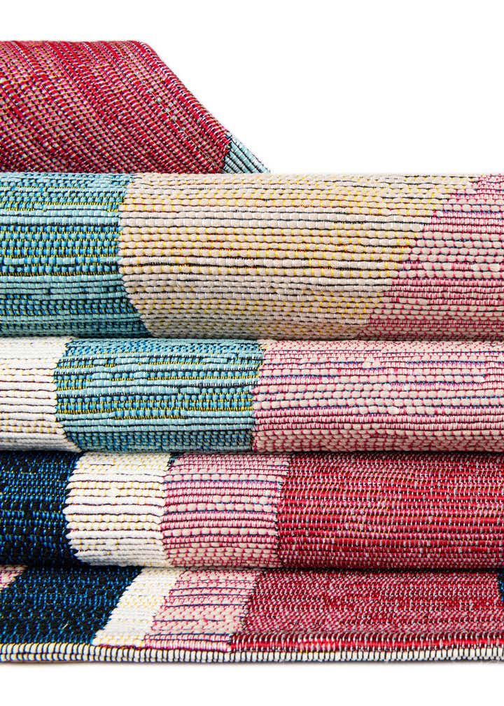 2' x 6' Easy-Clean Modern Indoor / Outdoor Runner Rug