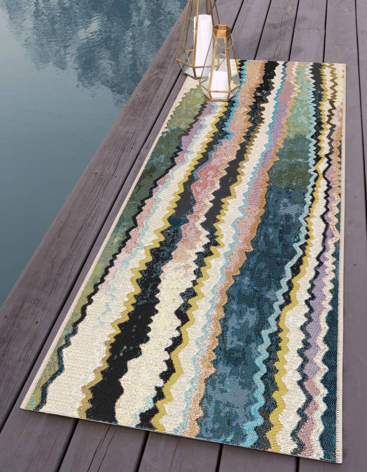 Detail image of 2' 7 x 12' Easy-Clean Modern Indoor / Outdoor Runner Rug