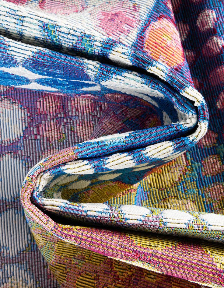 Detail image of 2' x 6' Easy-Clean Modern Indoor / Outdoor Runner Rug