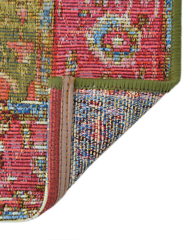 2' 7 x 10' Easy-Clean Traditional Indoor / Outdoor Runner Rug