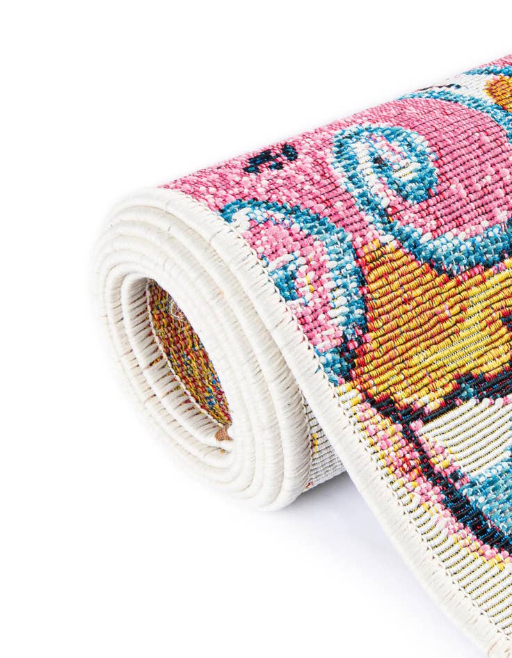 Detail image of 2' x 6'  Washable Traditional Indoor / Outdoor Runner Rug